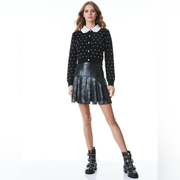 Alice + Olivia Collins Pearl Embellishment Crochet Collar Cardigan Sweater S - Picture 3 of 16